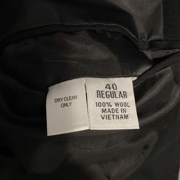 Men's Black Gerald Austin Suit (Blazer & Pants) - Picture 7 of 16